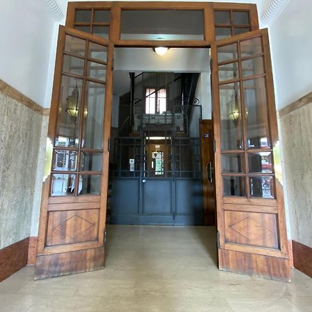 Avantgard Rooms Western Station Болонья Экстерьер фото
