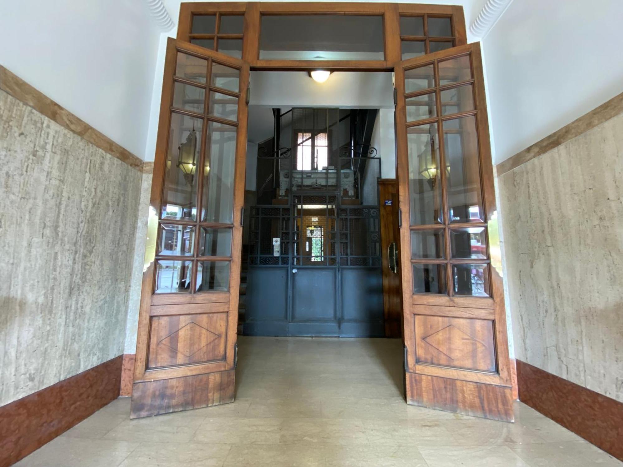 Avantgard Rooms Western Station Болонья Экстерьер фото